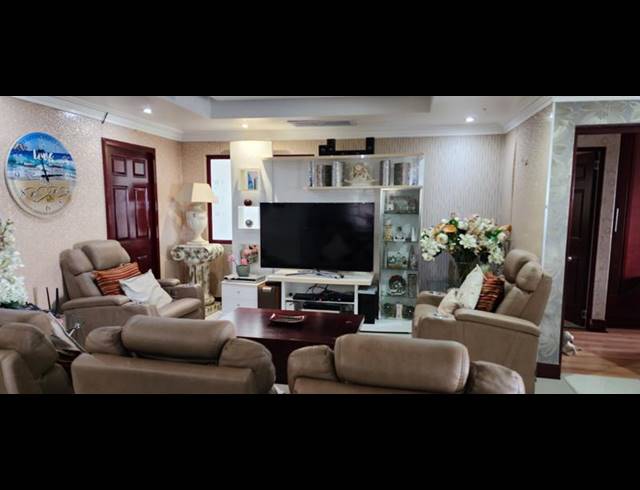 4 BEDROOM APARTMENT FOR SALE IN MORNINGSIDE